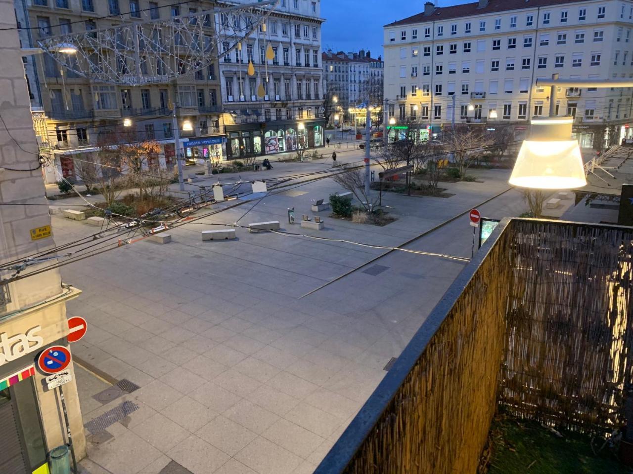 020 Chic & Cosy Grand 57m2 Hypercentre Wifi Smart Tv Netflix Appartement Saint-Etienne (Loire)